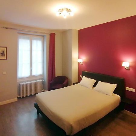 Hotel Le Dormeux Mehun-sur-Yevre Екстериор снимка